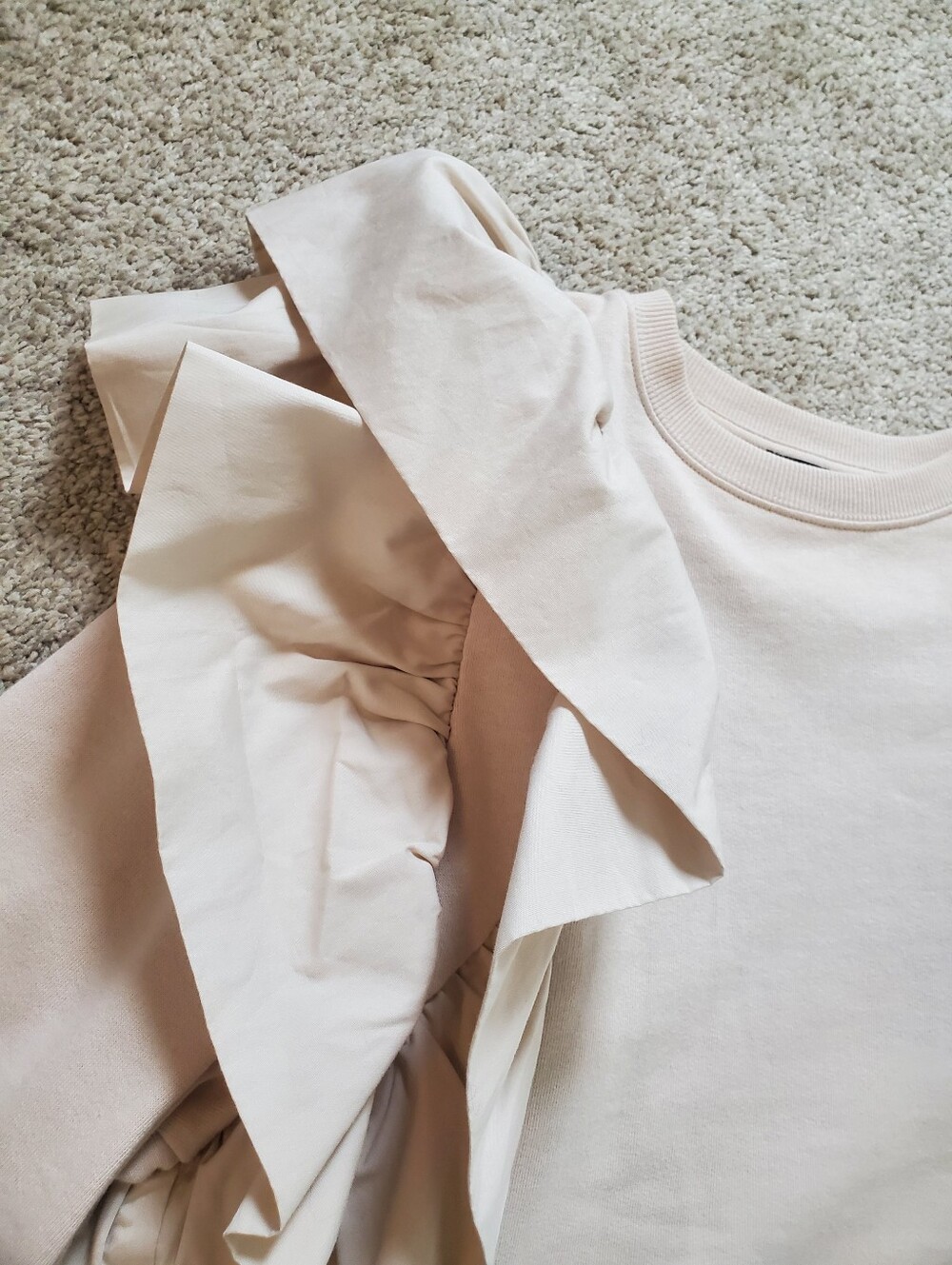 Zara Cream Ruffle-Shoulder Sweatshirt - Picture 2 of 7